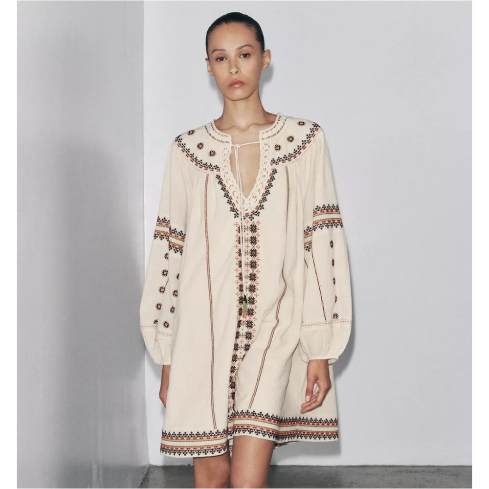 Zara ZW Collection Embroidered Boho Chic Cream Long Sleeve Dress Size XS NEW